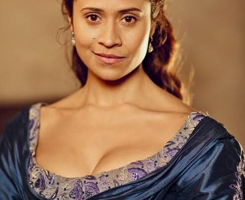 Angel Coulby Biography: Movies, Religion, Age, Height, Son, Awards, Parents, Instagram, Boyfriend