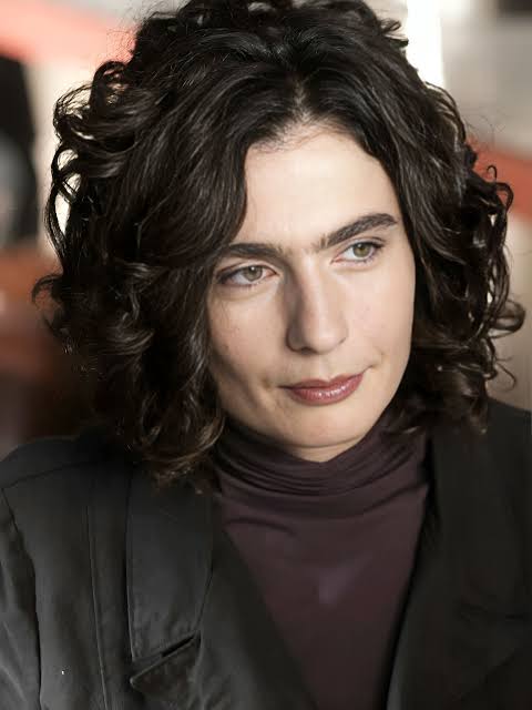 Arsinée Khanjian Biography: Husband, Movies, Parents, Net Worth, Age, Height, Religion, Awards, Children