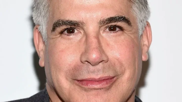 Bryan Batt Biography: Parents, Books, YouTube, Height, Net Worth, Wife, Age, Religion, Awards, Movies