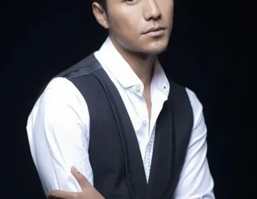 Chen Kun Biography: Ethnicity, Parents, Movies, Height, Net Worth, Songs, Girlfriend, Religion, Son