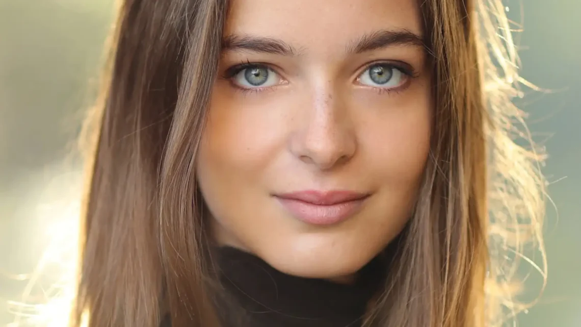 Céline Buckens Biography: Boyfriend, Ethnicity, Instagram, Movies, Height, Net Worth, Instagram, Age