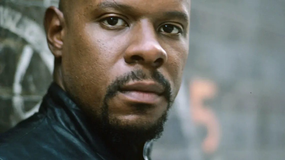 Avery Brooks Biography: Wife, Songs, Ethnicity, Age, Children, Movies, Height, Religion, Net Worth, Awards