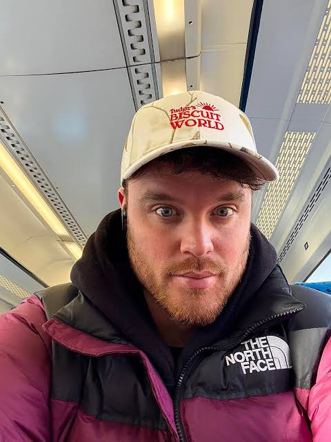 Jason Riley Biography: Age, Parents, Net Worth, Height, Girlfriend, TikTok, Instagram