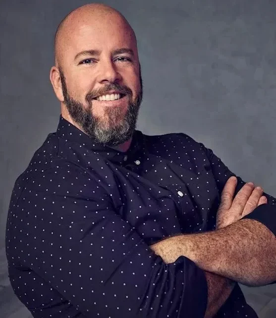 Chris Sullivan Biography: Songs, Parents, Net Worth, Children, Age, Height, Movies, Awards, Wife