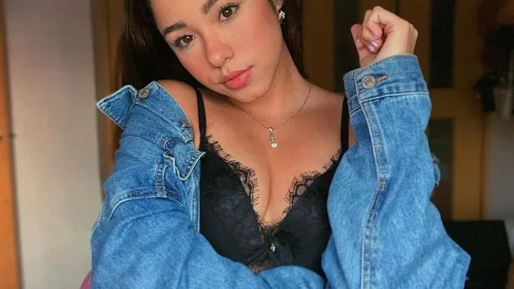 Valeria Madrigal Biography: Instagram, Boyfriend, Net Worth, Age, Height, Ethnicity, Parents, TikTok