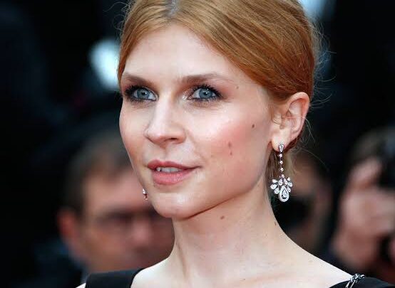 Clémence Poésy Biography: Ethnicity, Runway, Boyfriend, Age, Instagram, Parents, Height, Movies