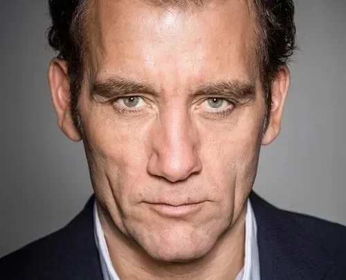 Clive Owen Biography: Ethnicity, Parents, Instagram, Net Worth, Wife, Religion, Age, Height, Ethnicity