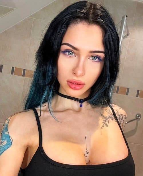 Lina Erdel Biography: Age, TikTok, Ethnicity, Height, Instagram, Boyfriend, Net Worth, Parents