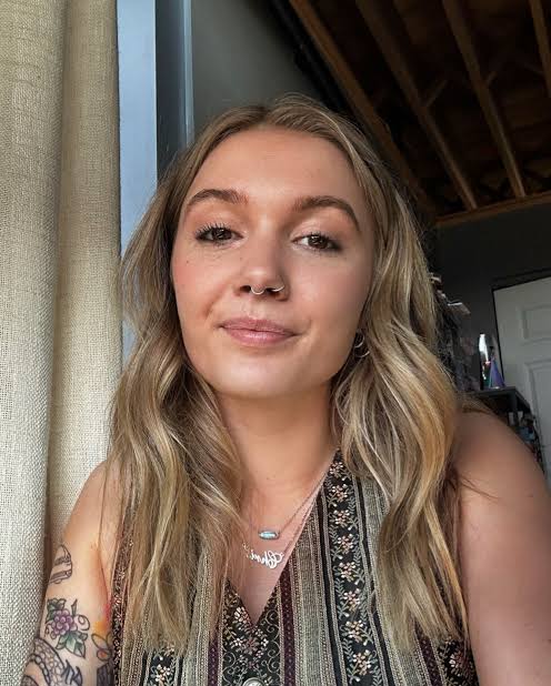 Gianna Marie Bio: Age, Net Worth, TikTok, Nationality, Education, Career, Instagram, Boyfriend