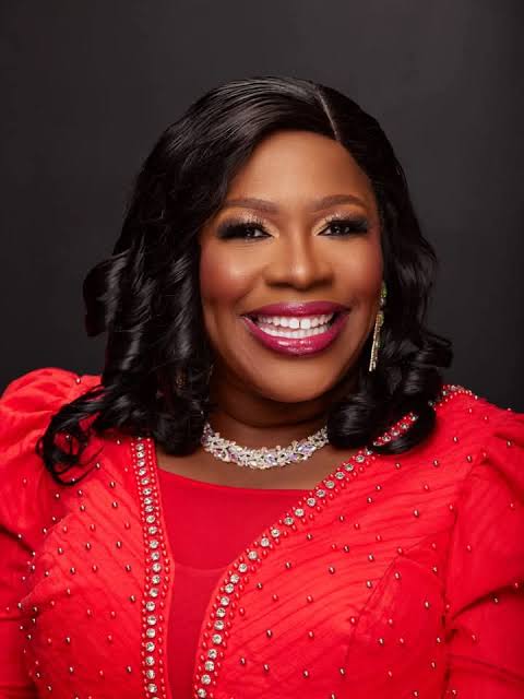 Ronke Adesokan Biography: Husband, Ethnicity, Age, Songs, Religion, Awards, Height, Net Worth