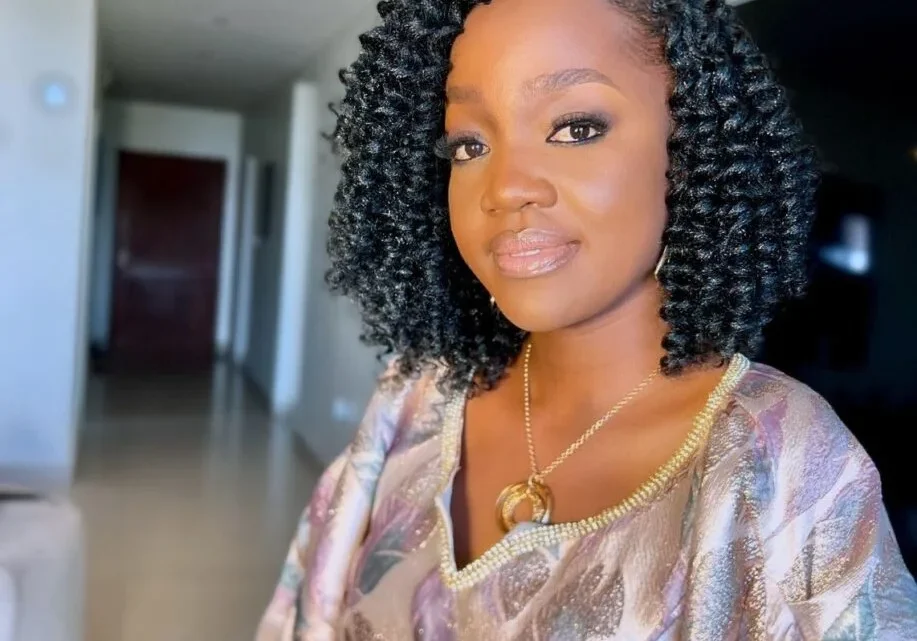 Angel Benard Biography: Songs, Net Worth, Awards, Ethnicity, Husband, Religion, Age, Husband, Height