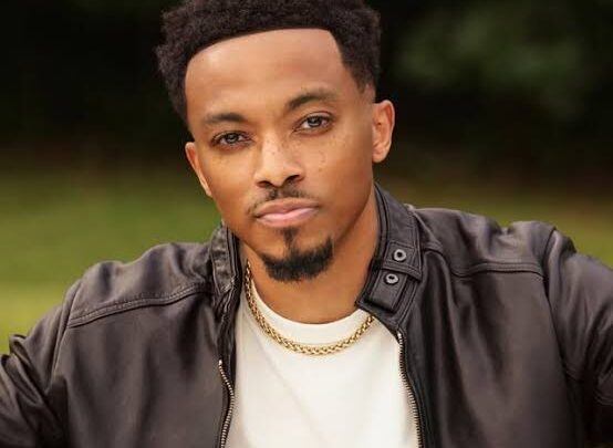 Jonathan McReynolds Biography: Parents, Net Worth, Age, Height, Songs, Ethnicity, YouTube, Religion, Girlfriend