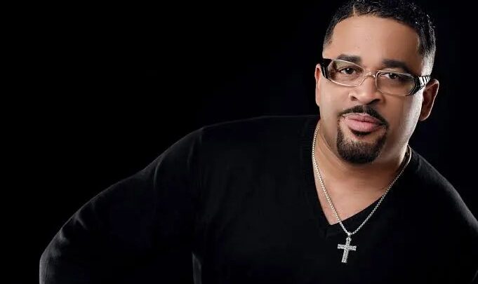 Byron Cage Biography: Age, Height, Ethnicity, Songs, Parents, Religion, Wife, Ministry