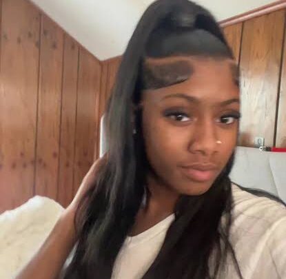 Naveah Lovett Biography: Age, Height, Net Worth, Parents, TikTok, Siblings, Boyfriend, Career