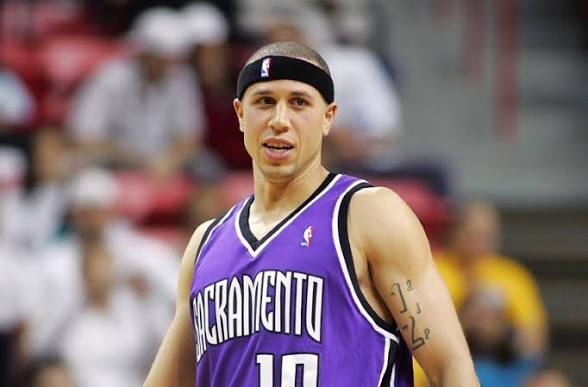 Mike Bibby Biography: Wife, Kids, Net Worth, Age, Height, Parents, Awards, NBA Career, Ethnicity