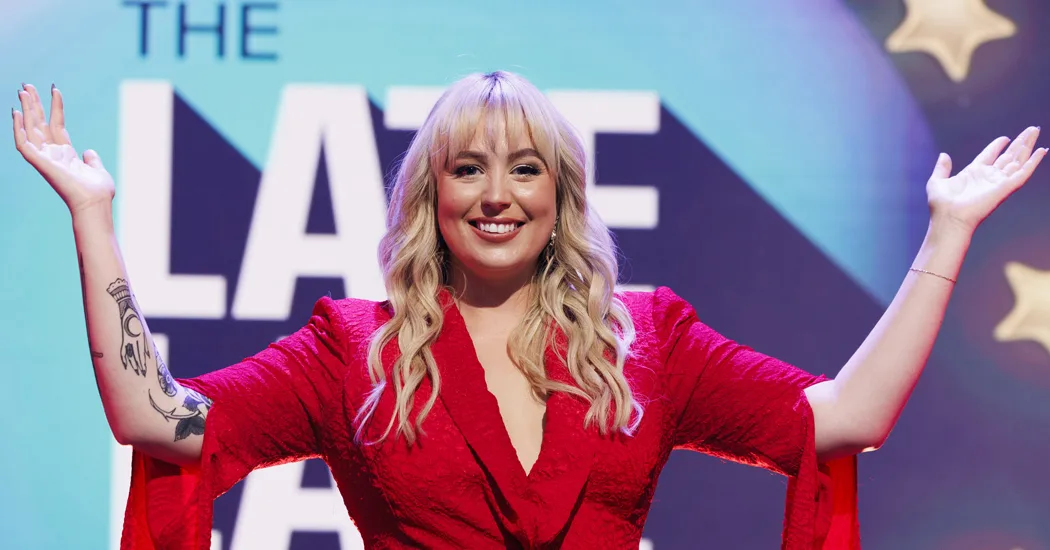 Isabella Kearney Biography: Age, Net Worth, Parents, Career, Songs, Albums, Instagram, Partner