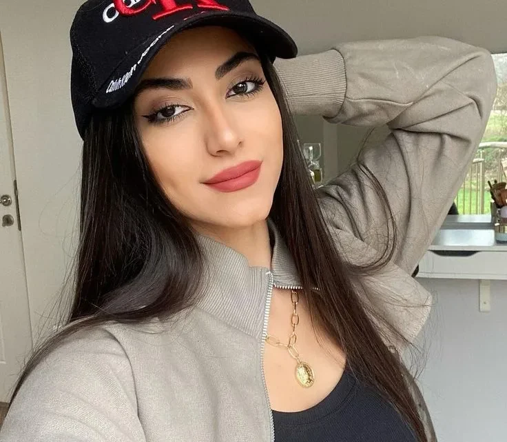 Ayda Sadik Biography: Age, Net Worth, Parents, Height, Dubai, Career, TikTok, Boyfriend