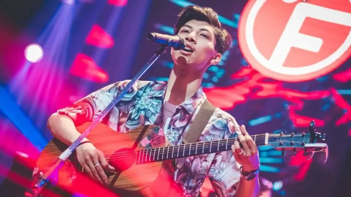 Prabesh Kumar Shrestha Biography: Net Worth, Albums,  Height, Parents, Age, Girlfriend, Songs, YouTube, Nationality