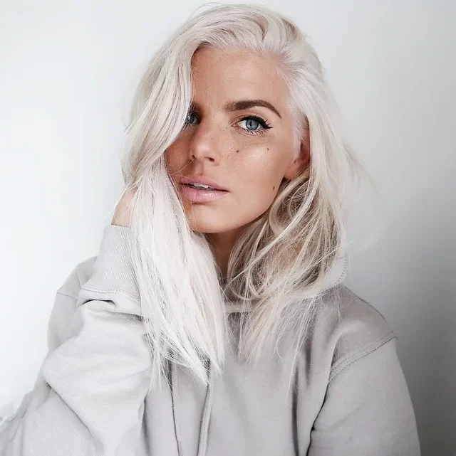 Frida Grahn Biography: Age, Boyfriend, Net Worth, Height, Instagram, Interior Design, Career