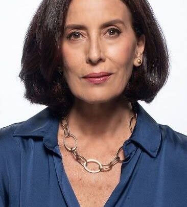 Sol Carreno Biography: Husband, Ethnicity, Net Worth, Age, TV Shows, Awards, Religion, Children