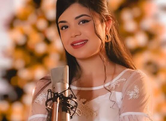 Samikshya Adhikari Biography: Net Worth, Boyfriend, Height, Age, Parents, Songs & Albums, Ethnicity