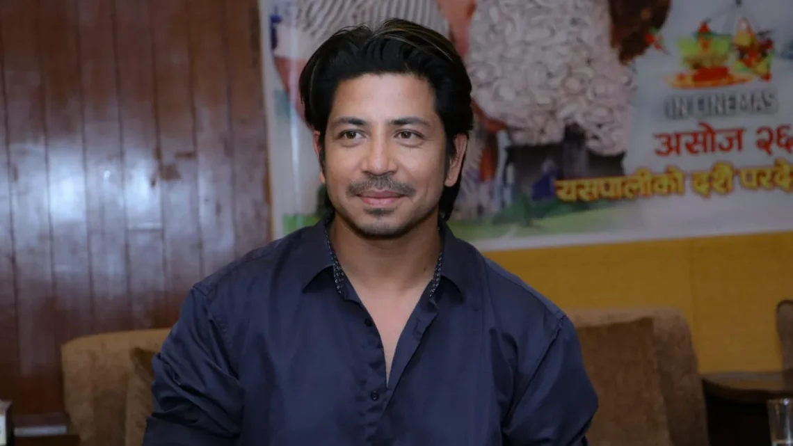 Prakash Saput Biography: Concerts, Age, Wife, Songs & Albums, Kids, Net Worth, Height, Parents, Religion