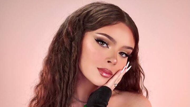 Samantha Lux Biography: Age, Boyfriend, Parents, Net Worth, Height, YouTube Career