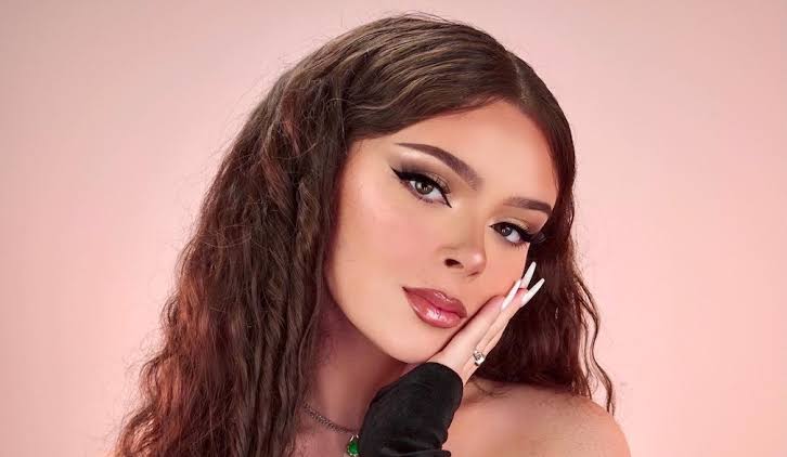 Samantha Lux Biography: Age, Boyfriend, Parents, Net Worth, Height, YouTube Career