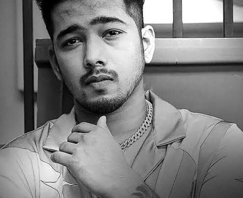 Tanmay Singh Biography: Parents, YouTube, Girlfriend, Awards, Net Worth, Age, Religion, Height