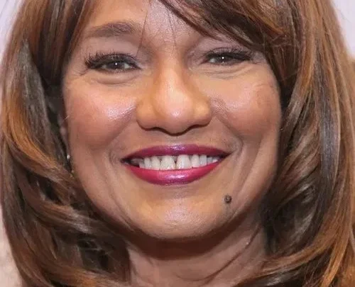 Ella Joyce Biography: Age, Husband, Height, Net Worth, Parents, Movies & TV Shows, Awards