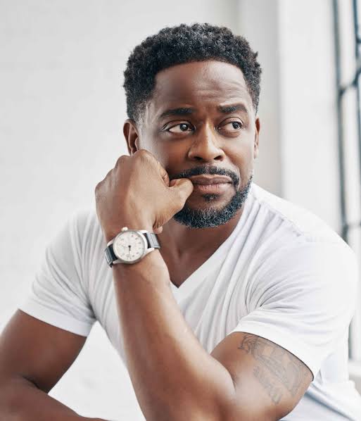 Dulé Hill Biography: Age, Wife, Children, Height, Net Worth, Parents, Movies & TV Shows, Songs, Instagram