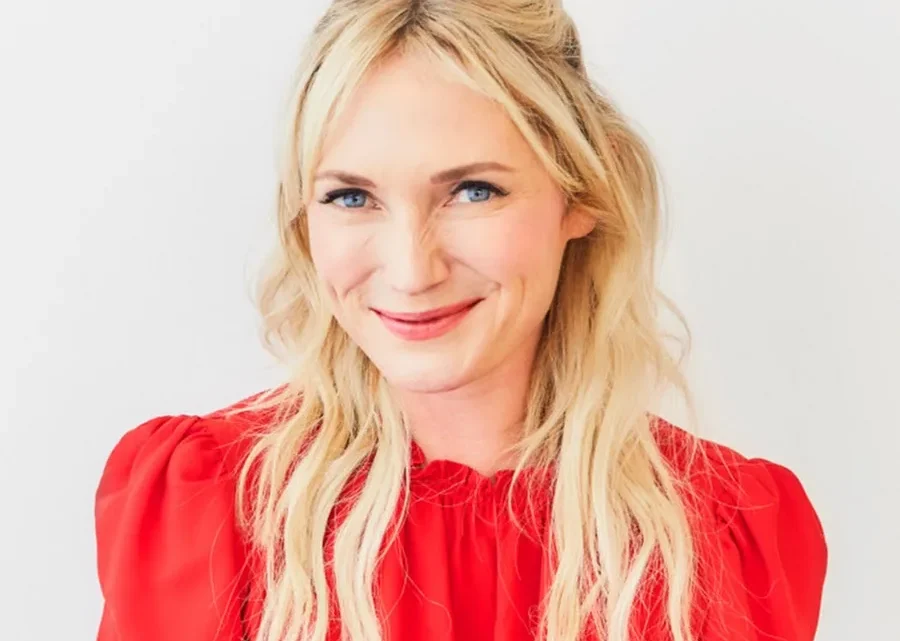 Emily Henderson Biography: Husband, Ethnicity, TV Shows, Age, Height, Books, Children, Religion, Net Worth