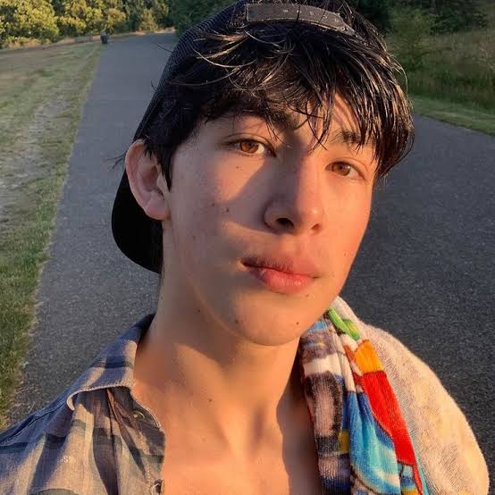 Toma Biography: Age, Girlfriend, Parents, Height, Net Worth, Real Name, TikTok