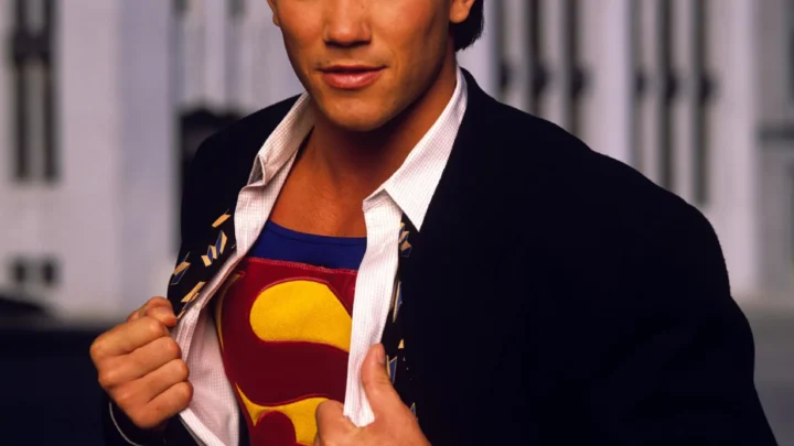 Dean Cain Biography: Age, Son, Height, Net Worth, Parents, Movies & TV Shows, Career