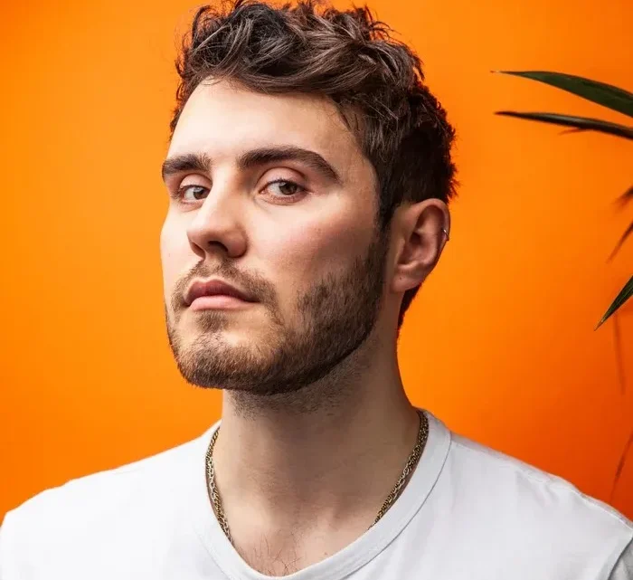 Alfie Deyes Biography: Height, Net Worth, Fiance, Parents, Awards, Instagram, Kids, Books