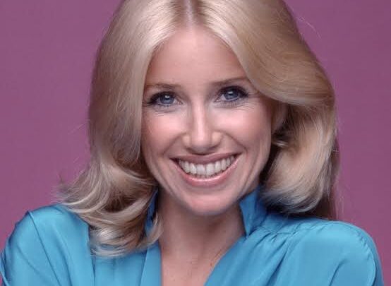 Suzanne Somers Biography: Age, Husband, Height, Net Worth, Children, Parents, Movies & TV Shows