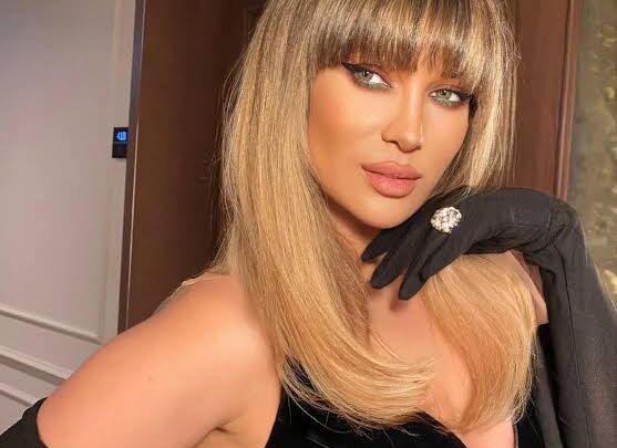 Lora Petrescu Biography: Ethnicity, Parents, Songs, Awards, Net Worth, Age, Height, Religion, TV Shows