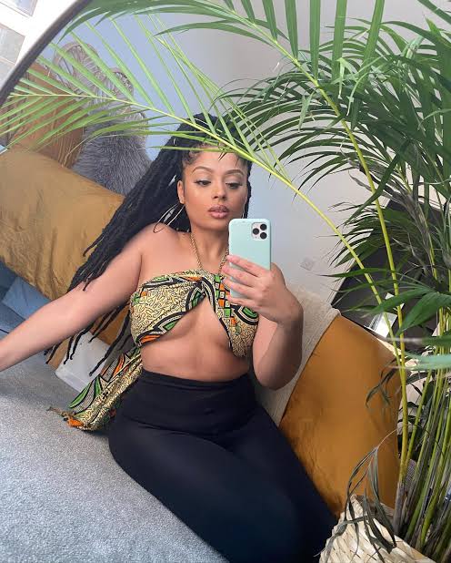 Lola Rae Biography:  Net Worth, Age, Height, Songs,  Boyfriend, Albums, Parents, Siblings, Instagram