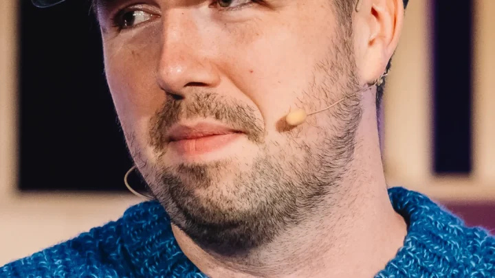 Callux Biography: Age, Height, Net Worth, Parents, Partner, Siblings, YouTube, Nationality