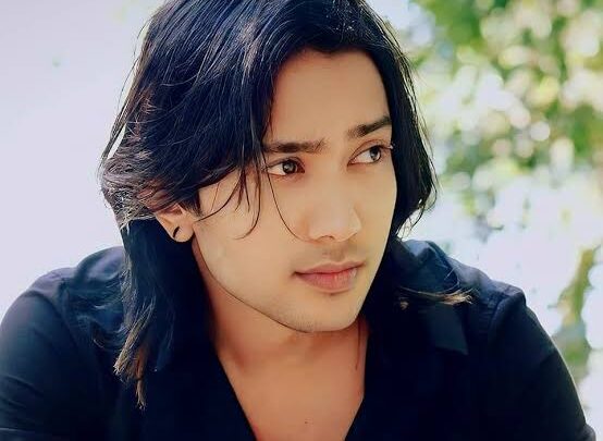Suman KC Biography: Age, Height, Songs, Net Worth, Parents, Girlfriend, Events, Albums, YouTube