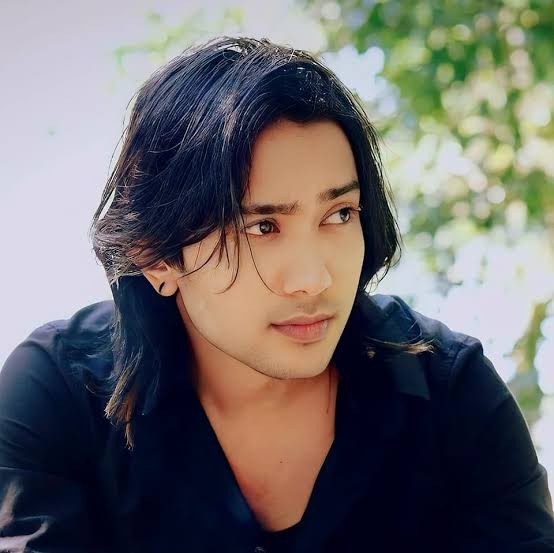 Suman KC Biography: Age, Height, Songs, Net Worth, Parents, Girlfriend, Events, Albums, YouTube