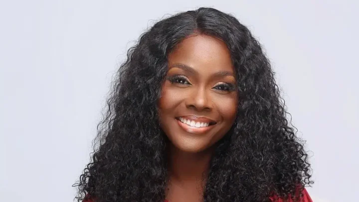 Onos Ariyo Biography: Husband, Age, Net Worth, Height, Kids, Songs, Albums & Gospel Ministry