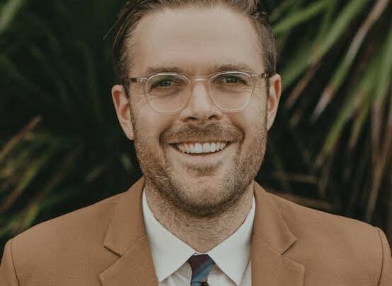 Guy Williams Biography: Spouse, TV Shows, Height, Movies, Net Worth, Age, Parents, Awards, Instagram