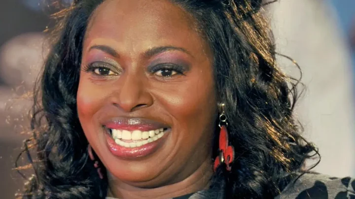 Angie Stone Biography: Age, Children, Net Worth, Parents, Songs, Albums, Husband, Wiki