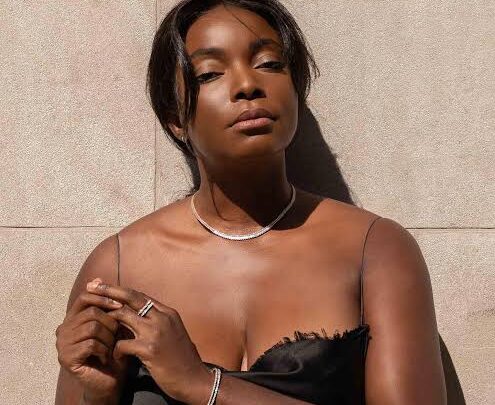 Coco Bassey Biography: Instagram, Net Worth, Ethnicity, Parents, Height, Religion, Age