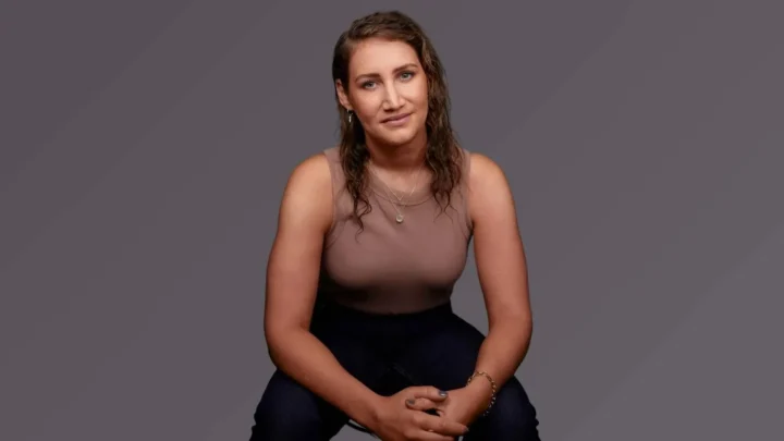 Bree Tomasel Biography: Age, Height, Net Worth,  Partner, Books, Parents, Facebook, TV Shows