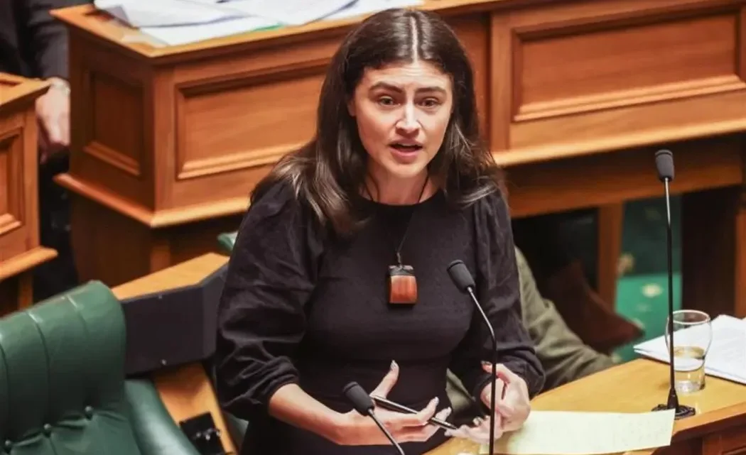 Chlöe Swarbrick Biography: Net Worth, Party, Age, Height, Parents, Nationality, Siblings, Fiancè, Education