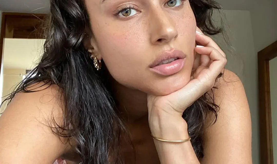 Tia Ward Biography: YouTube, Wiki, Net Worth, Age, Parents,  Height, Boyfriend, Instagram