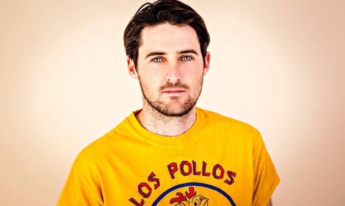 Tom Furniss Biography: Age, Comedy, Net Worth, Movies, Height, Girlfriend, Awards, Nationality