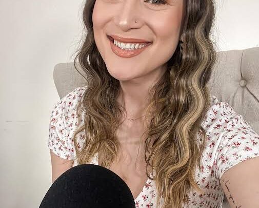 Jessi Smiles Biography: Husband, Age, Net Worth, Kids, Height, Parents, YouTube, Songs